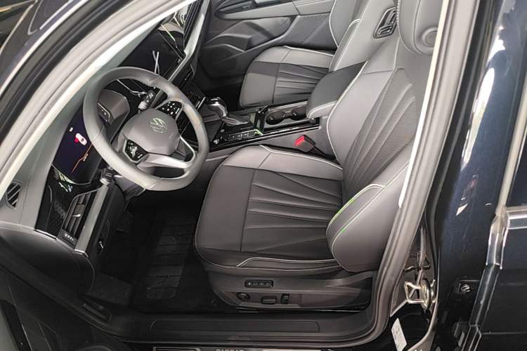 Used Volkswagen Passat 2024 380TSI Dragon Edition Left Front Seat