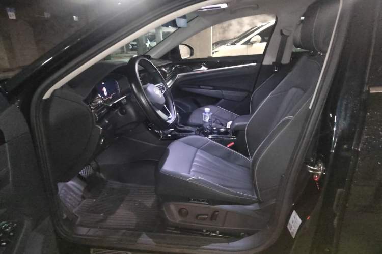 Used Volkswagen Passat 2024 380TSI Starry Dragon Edition Left Front Seat