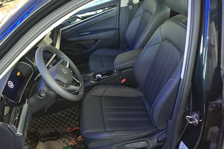 Used Volkswagen Passat 2024 280TSI Business Edition Left Front Seat