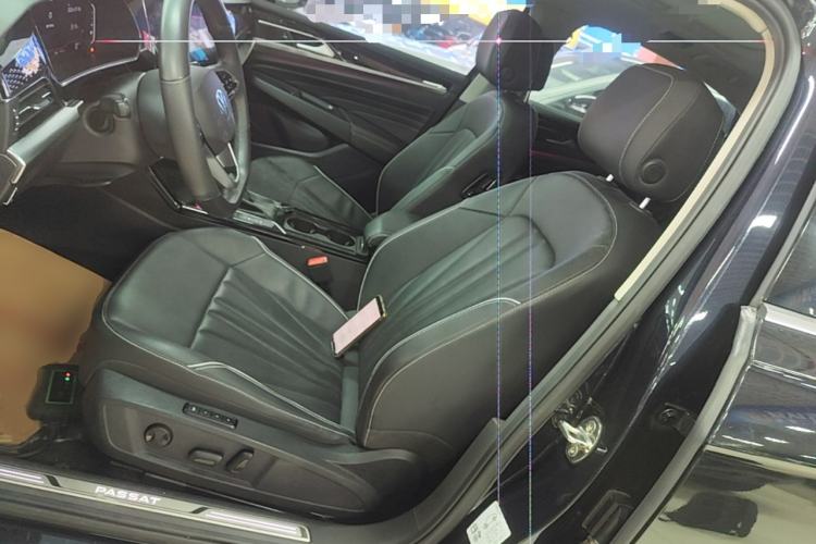 Used Volkswagen Passat 2024 380TSI Luxury Edition Left Front Seat