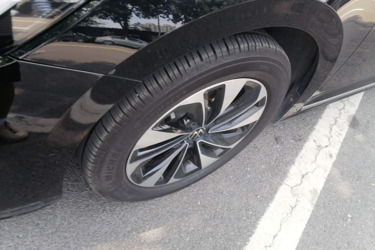 Used Volkswagen Passat 2024 280TSI Starry Elite Edition Left Front Wheel Hub