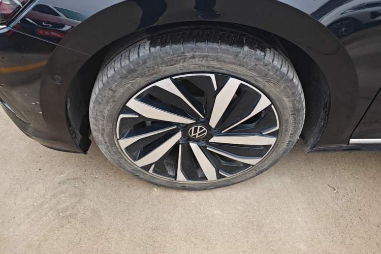 Used Volkswagen Passat 2024 380TSI Luxury Edition Left Front Wheel Hub