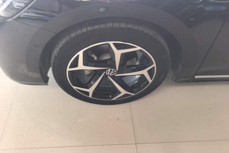 Used Volkswagen Passat 2024 380TSI Starry Luxury Edition Left Front Wheel Hub