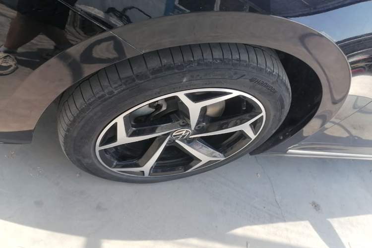 Used Volkswagen Passat 2024 330TSI Starry Elite Edition Left Front Wheel Hub