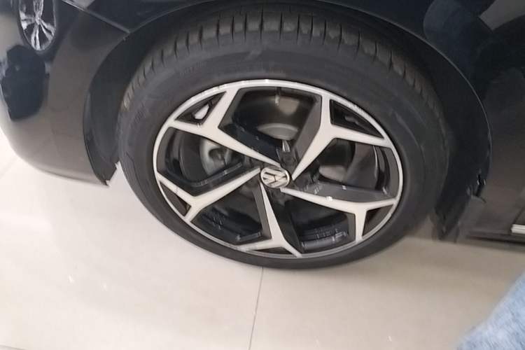 Used Volkswagen Passat 2024 380TSI Starry Elite Edition Left Front Wheel Hub