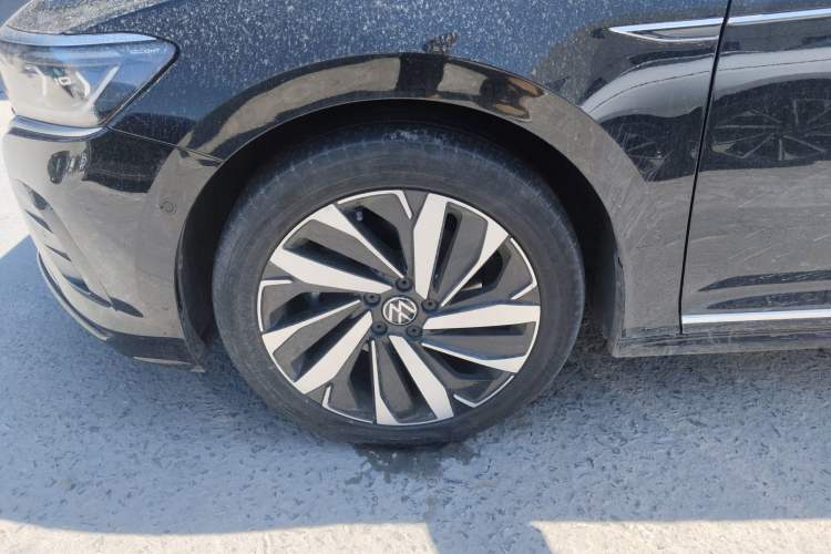 Used Volkswagen Passat 2024 380TSI Dragon Glory Edition Left Front Wheel Hub