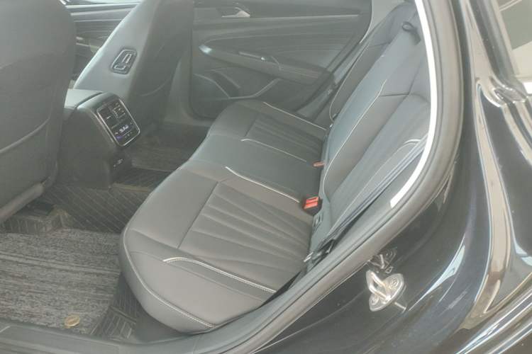 Used Volkswagen Passat 2024 380TSI Dragon Edition Left Rear Seat