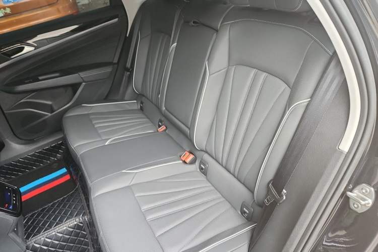 Used Volkswagen Passat 2024 330TSI Elite Edition Left Rear Seat