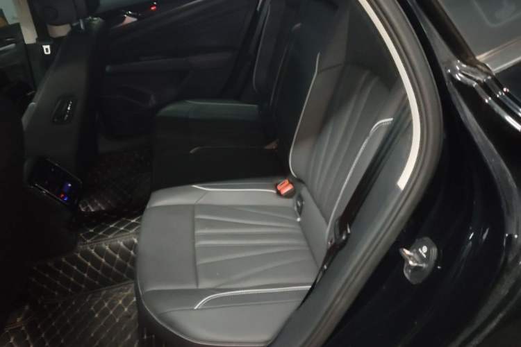 Used Volkswagen Passat 2024 330TSI Elite Edition Left Rear Seat