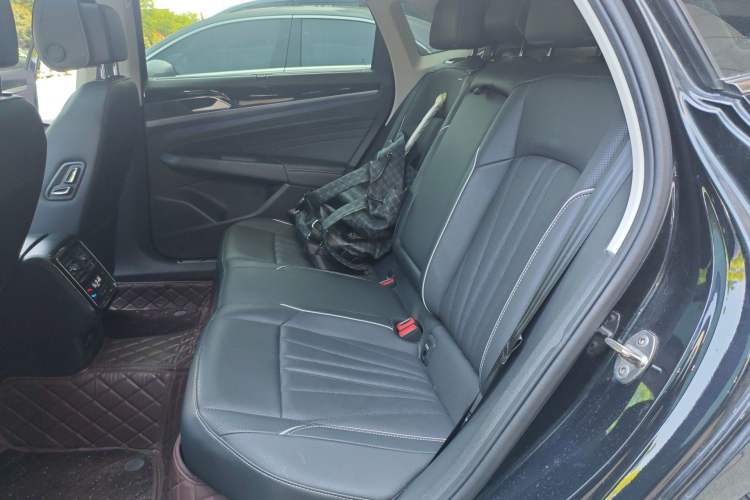 Used Volkswagen Passat 2024 380TSI Dragon Glory Edition Left Rear Seat