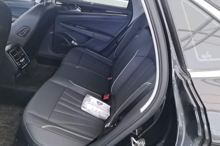 Used Volkswagen Passat 2024 380TSI Dragon Glory Edition Left Rear Seat