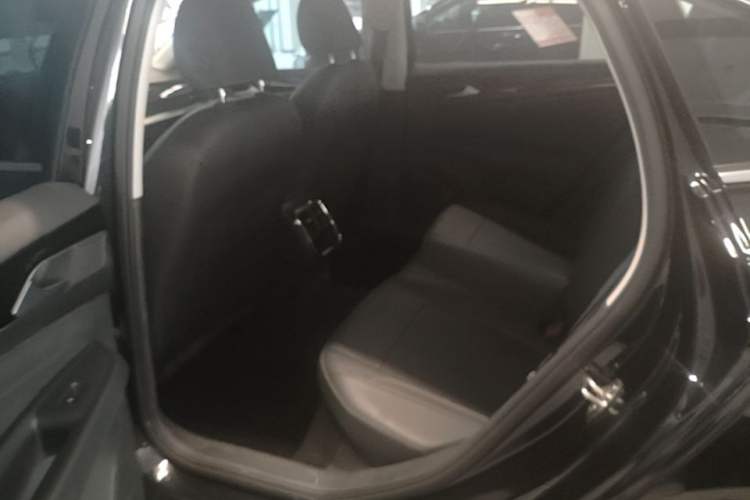 Used Volkswagen Passat 2024 280TSI Business Edition Left Rear Seat