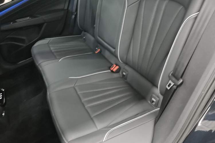 Used Volkswagen Passat 2024 380TSI Luxury Edition Left Rear Seat