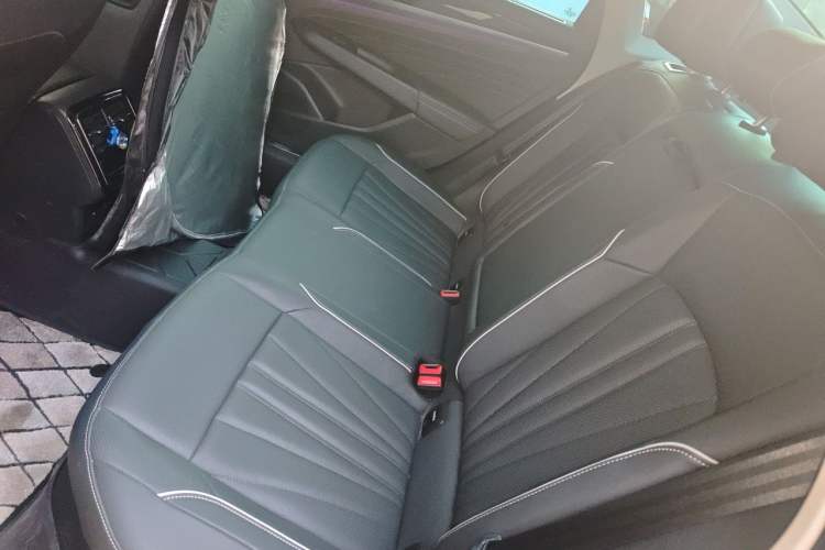 Used Volkswagen Passat 2024 380TSI Starry Luxury Edition Left Rear Seat