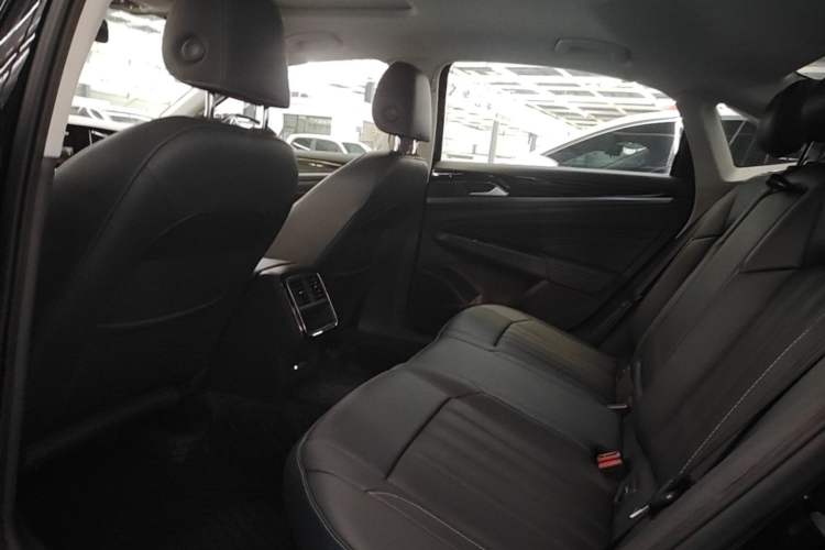 Used Volkswagen Passat 2024 280TSI Business Edition Left Rear Seat