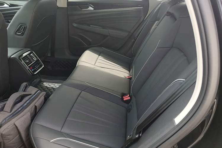 Used Volkswagen Passat 2024 380TSI Starry Dragon Edition Left Rear Seat