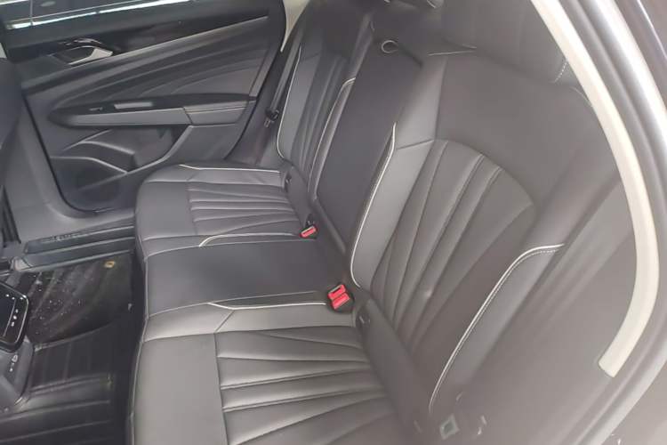 Used Volkswagen Passat 2024 330TSI Starry Elite Edition Left Rear Seat