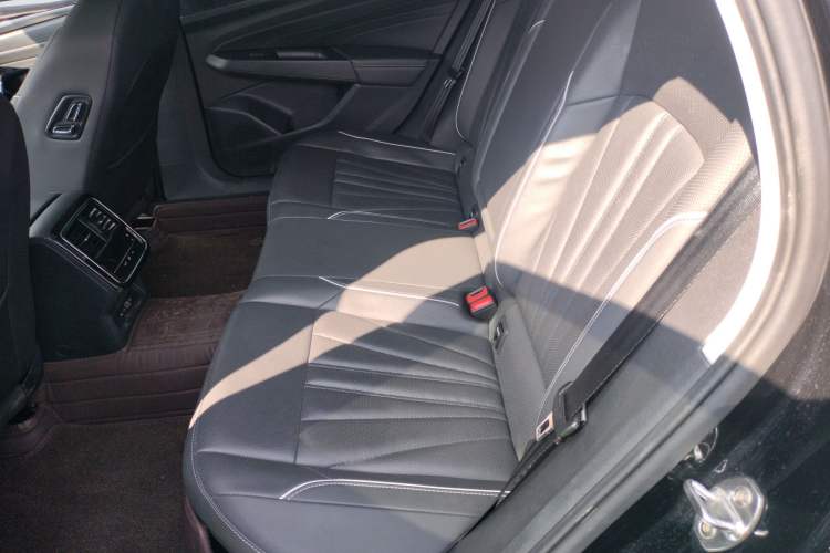Used Volkswagen Passat 2024 330TSI Starry Elite Edition Left Rear Seat