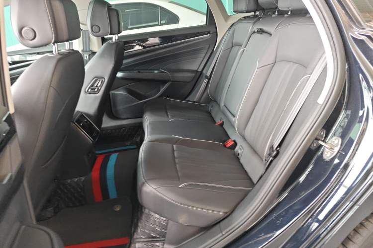 Used Volkswagen Passat 2024 330TSI Elite Edition Left Rear Seat