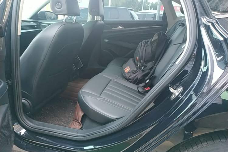 Used Volkswagen Passat 2024 280TSI Business Edition Left Rear Seat