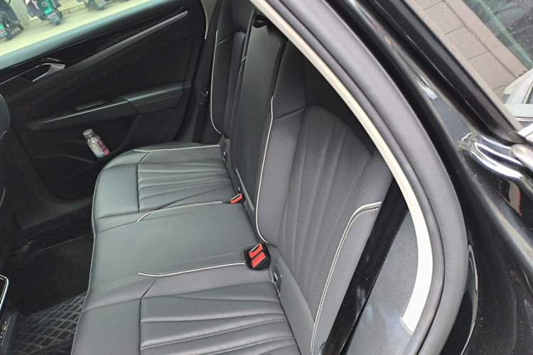 Used Volkswagen Passat 2024 380TSI Starry Dragon Edition Left Rear Seat