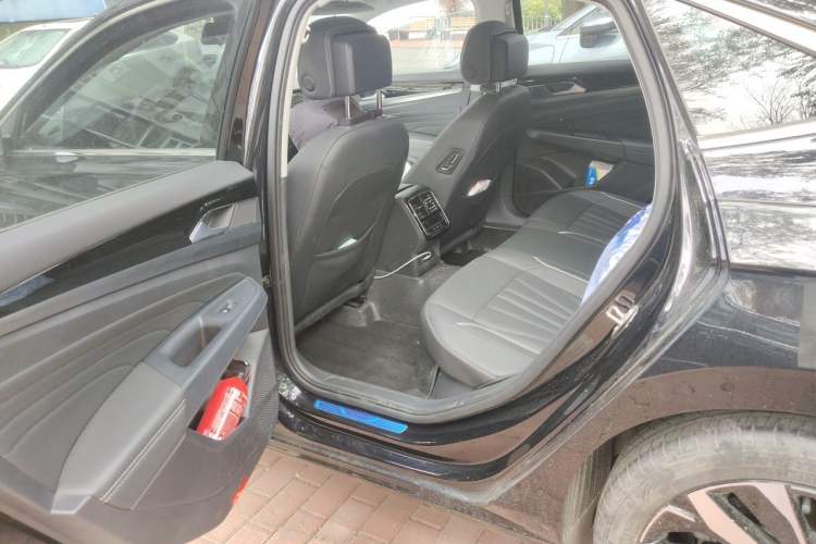 Used Volkswagen Passat 2024 380TSI Elite Edition Left Rear Seat
