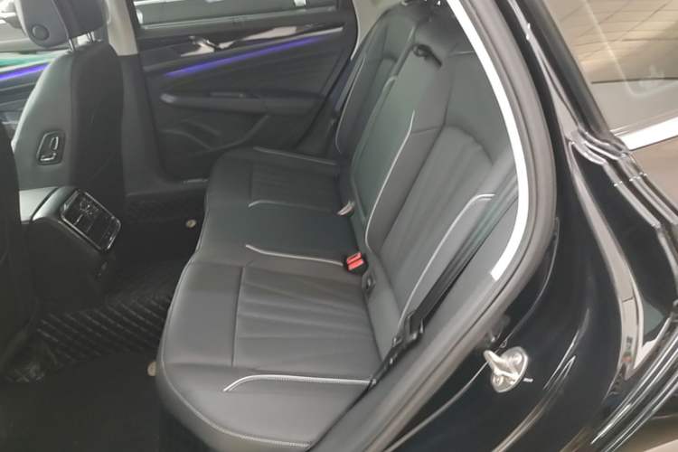 Used Volkswagen Passat 2024 380TSI Luxury Edition Left Rear Seat