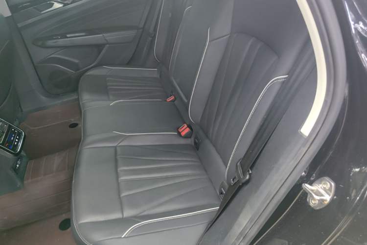 Used Volkswagen Passat 2024 380TSI Dragon Edition Left Rear Seat
