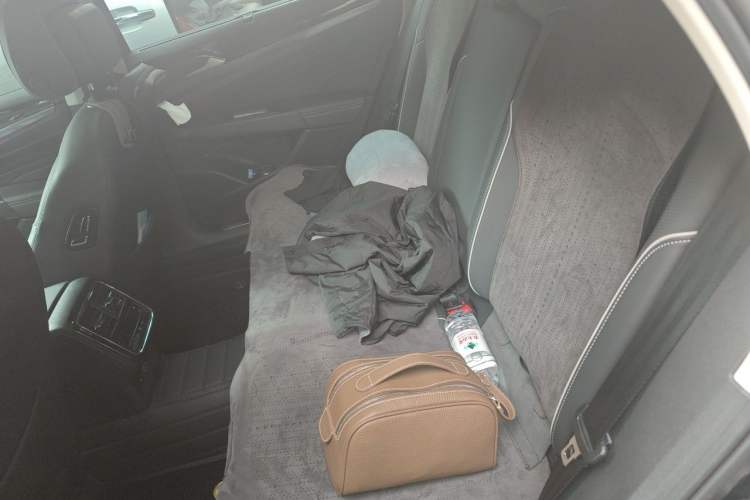 Used Volkswagen Passat 2024 380TSI Starry Luxury Edition Left Rear Seat