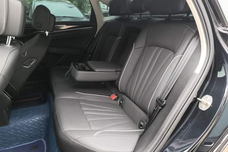 Used Volkswagen Passat 2024 330TSI Elite Edition Left Rear Seat