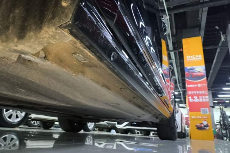 Used Volkswagen Passat 2024 380TSI Luxury Edition Left Side Sill