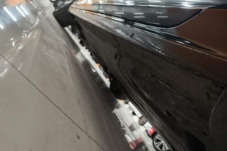 Used Volkswagen Passat 2024 380TSI Elite Edition Left Side Sill