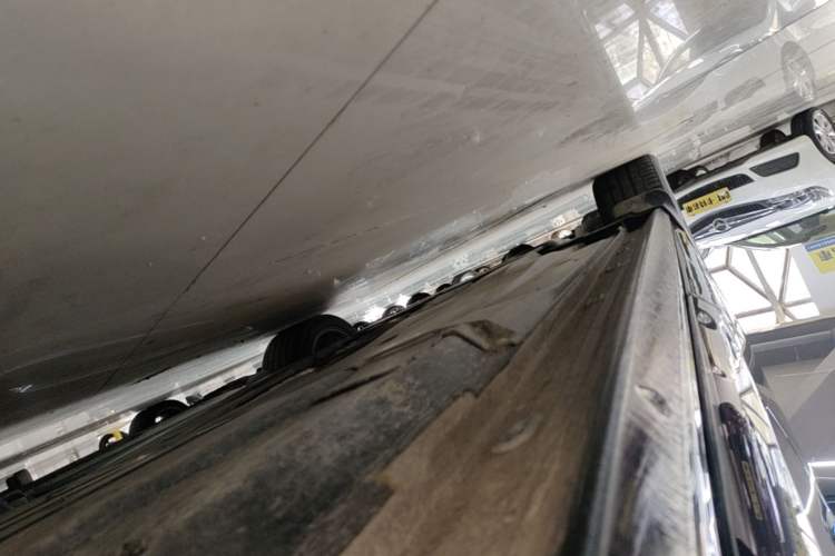 Used Volkswagen Passat 2024 380TSI Starry Elite Edition Left Side Sill