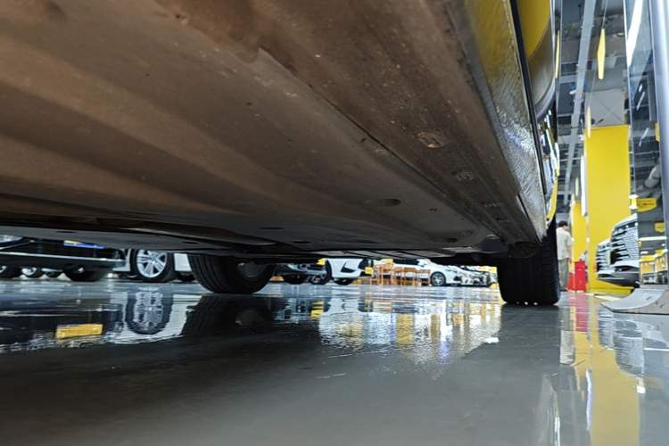 Used Volkswagen Passat 2024 380TSI Starry Elite Edition Left Side Sill