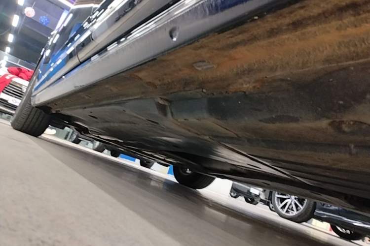 Used Volkswagen Passat 2024 280TSI Business Edition Left Side Sill