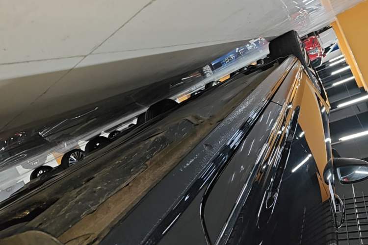 Used Volkswagen Passat 2024 380TSI Elite Edition Left Side Sill