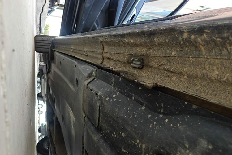 Used Volkswagen Passat 2024 280TSI Business Edition Left Side Sill