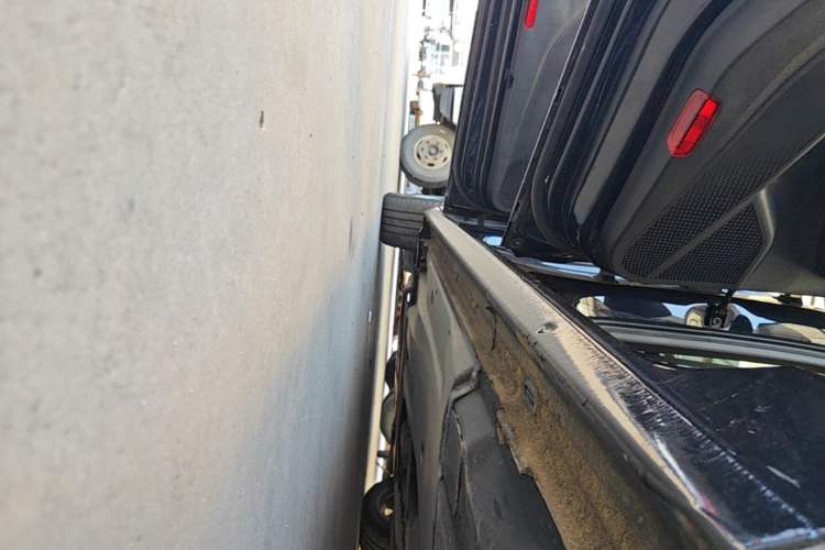 Used Volkswagen Passat 2024 380TSI Starry Dragon Edition Left Side Sill