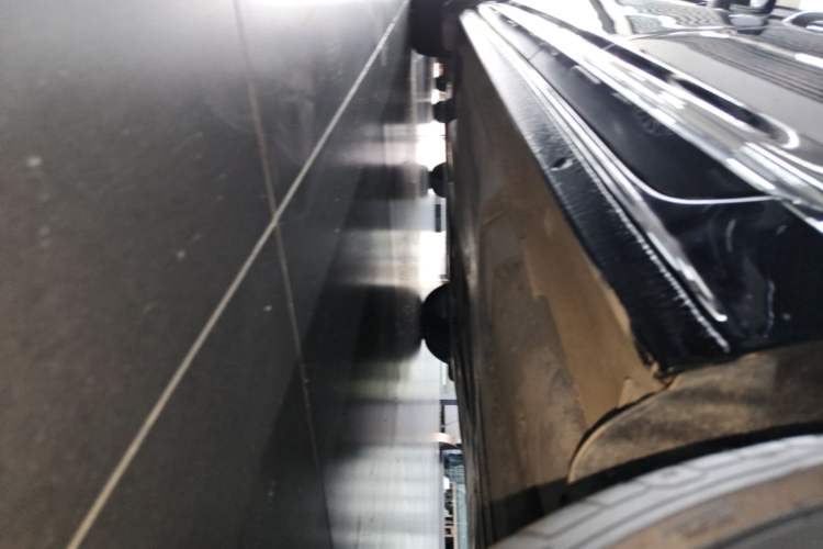 Used Volkswagen Passat 2024 330TSI Elite Edition Left Side Sill