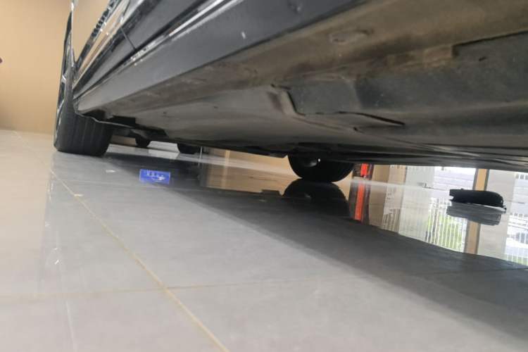 Used Volkswagen Passat 2024 330TSI Starry Elite Edition Left Side Sill