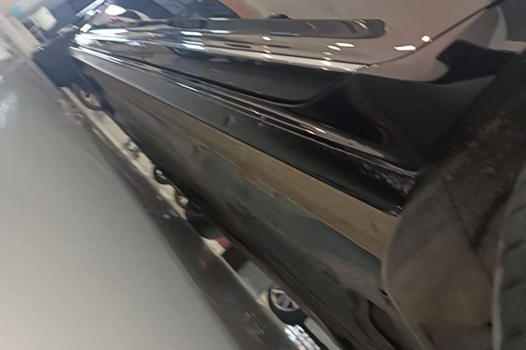 Used Volkswagen Passat 2024 380TSI Starry Elite Edition Left Side Sill