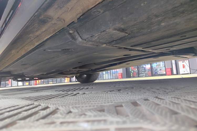 Used Volkswagen Passat 2024 380TSI Dragon Edition Left Side Sill