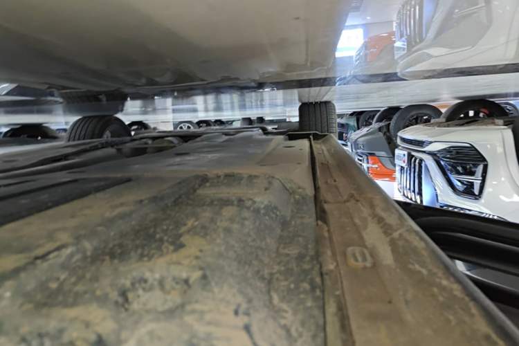 Used Volkswagen Passat 2024 330TSI Starry Elite Edition Left Side Sill