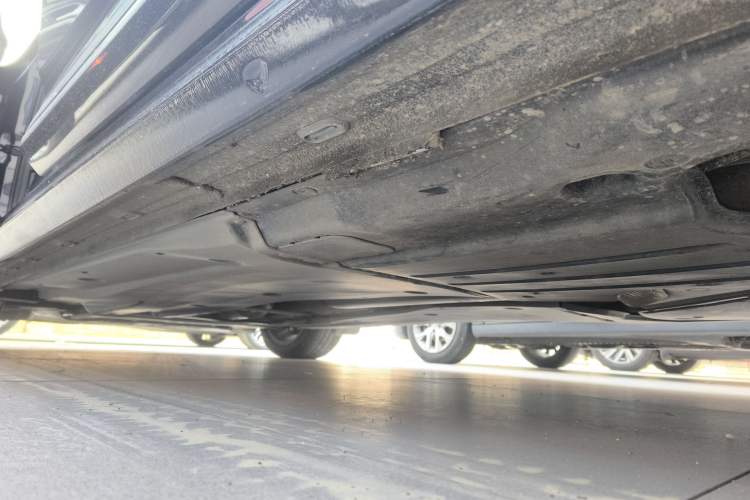 Used Volkswagen Passat 2024 330TSI Elite Edition Left Side Sill