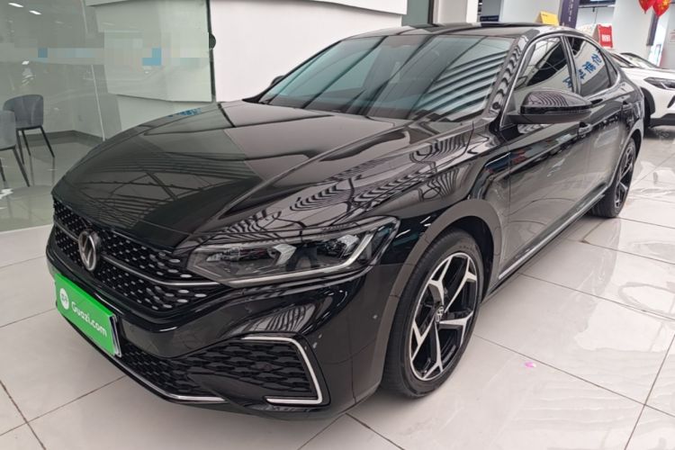 Volkswagen Passat 2024 380TSI Starry Dragon Edition - Dragon Rise