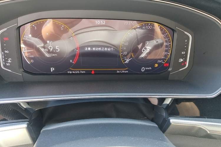 Used Volkswagen Passat 2024 380TSI Dragon Edition Odometer Close Up