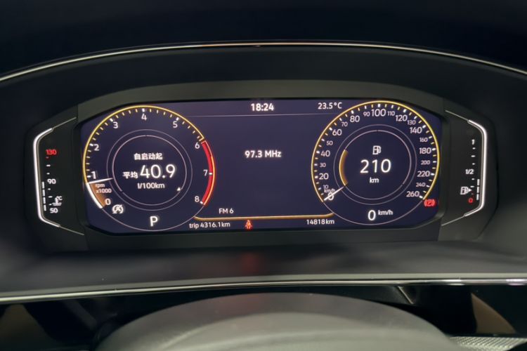 Used Volkswagen Passat 2024 380TSI Starry Dragon Edition Odometer Close Up