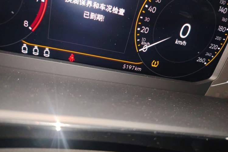 Used Volkswagen Passat 2024 280TSI Elite Edition Odometer Close Up