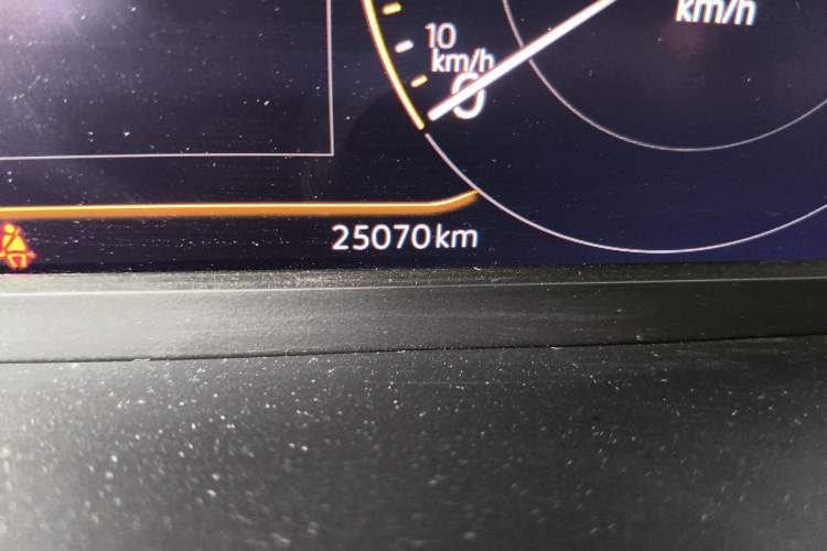 Used Volkswagen Passat 2024 330TSI Elite Edition Odometer Close Up