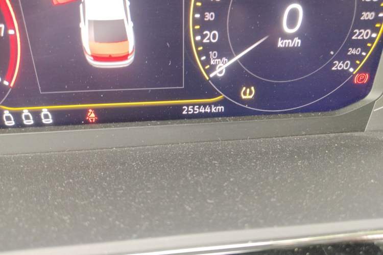 Used Volkswagen Passat 2024 380TSI Elite Edition Odometer Close Up